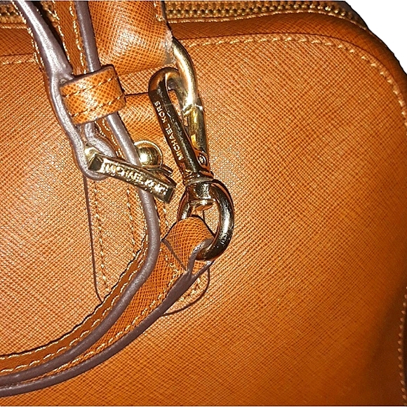 MICHAEL KORS ACORN SAFFIANO LEATHER SATCHEL BAG W/ CROSSBODY STRAPS EUC - Picture 5 of 15